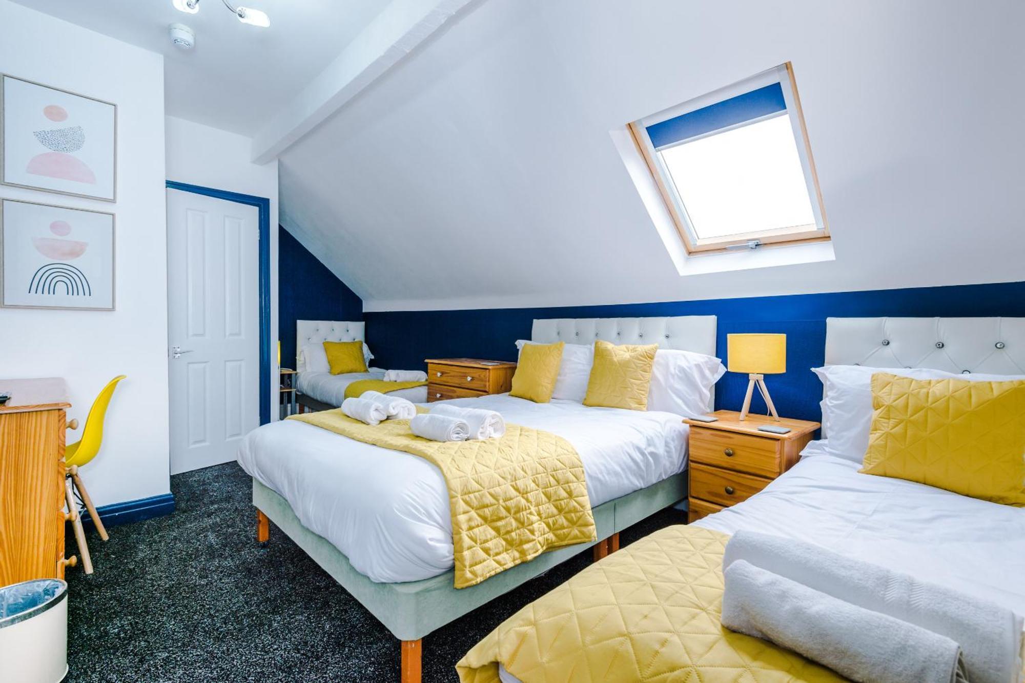 Pebbles Guest House Blackpool Room photo